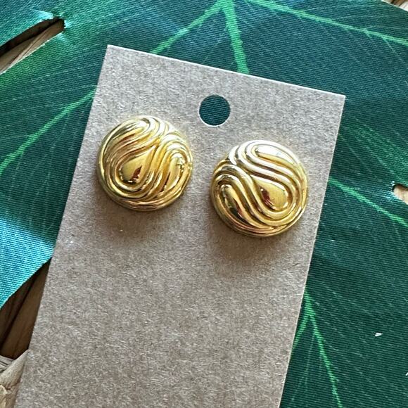 BOGO FREE GOLDEN STATEMENT BUTTON EARRINGS GORGE! - Picture 1 of 5